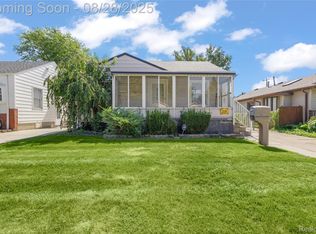 17124 Palmer St, Melvindale, MI 48122