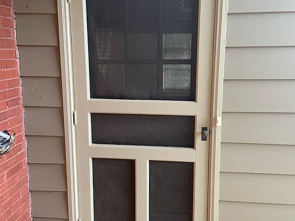4th image of 3436 Duncan Ave