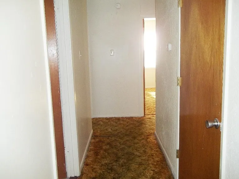 303 Margaret Lee St — Photo 3