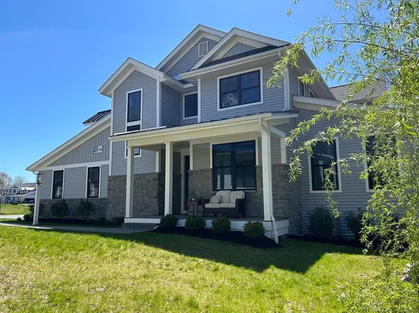 47 Rowell Ln #47, Middleton, MA 01949