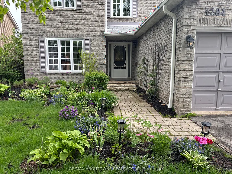 1284 Creekside Dr #MAIN — Photo 2