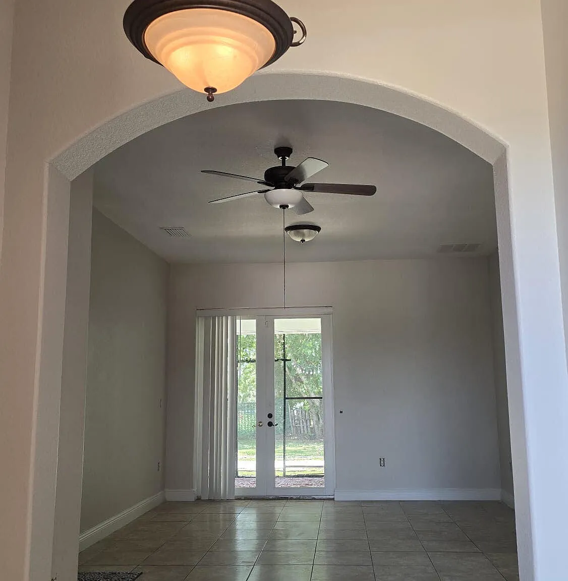 3 bed, 3.0 bath, 2207 sqft, $2,775 — Photo 4