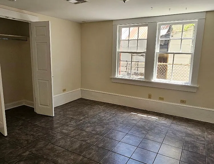 522 Jefferson Ave — Photo 14
