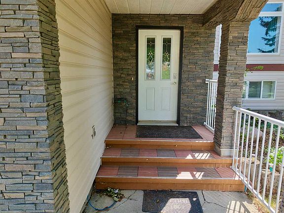 3rd image of 9913 N 72nd Ave