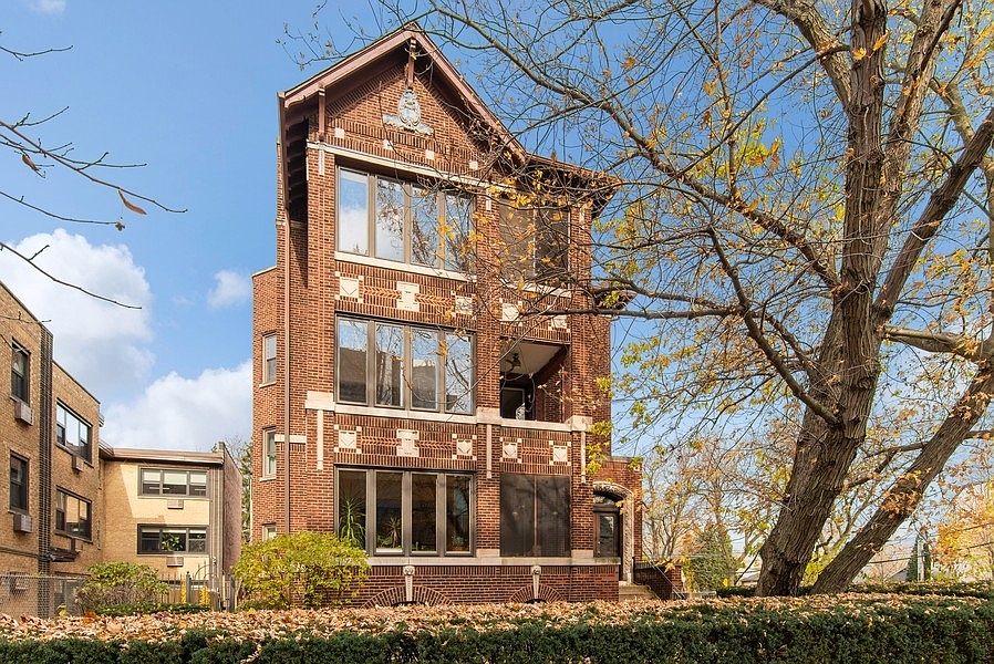 1st image of 1106 W Loyola Ave #3