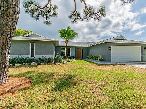 2nd image of 1407 Oleander Dr