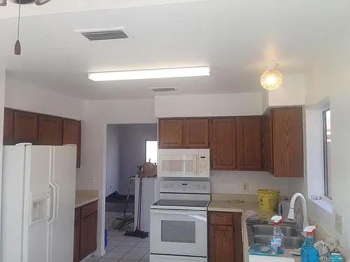 102 E Gardenia Dr Photo 1