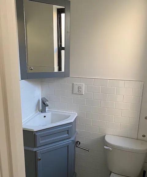 189 Norman Ave #15 — Photo 6