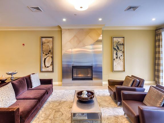 3rd image of 2451 Midtown Ave #1621