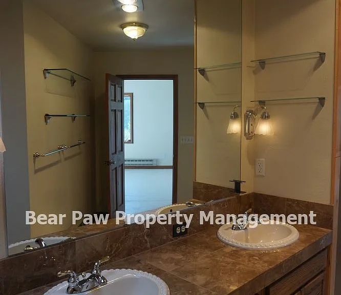 6445 Olympus Dr — Photo 16