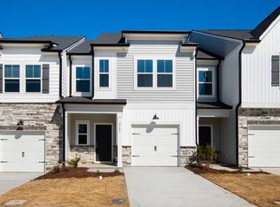 2105 Regal Dr, Durham, NC 27703