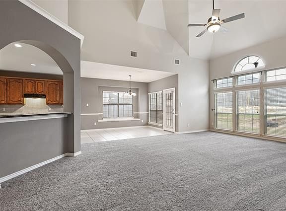 5th image of 5044 Whisper Dr
