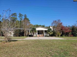 2144 Long Trl, Hopkins, SC 29061