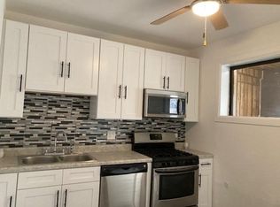 6142 S Artesian Ave, Chicago, IL 60629