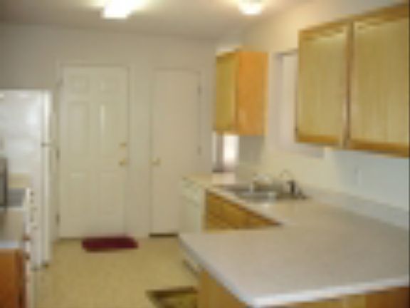 Kitchen, fridge stays