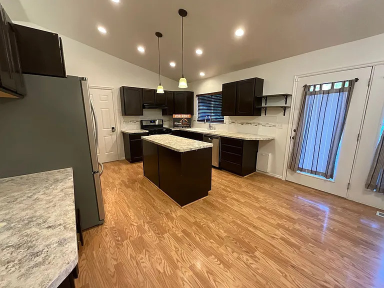 2888 N 1050 E — Photo 5