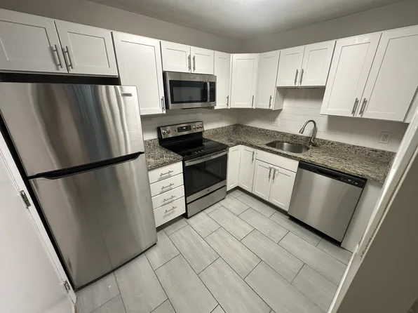 (undisclosed Address), Newton, MA 02466