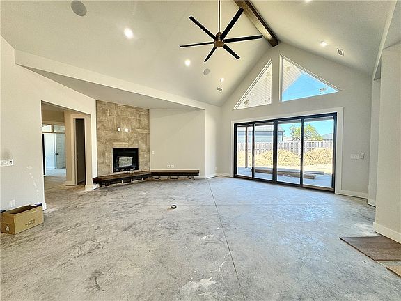 3rd image of 3610 Beaverhead Way