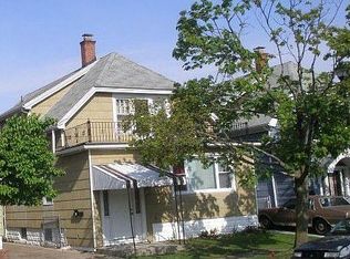 48 Ivanhoe Rd, Cheektowaga, NY 14215