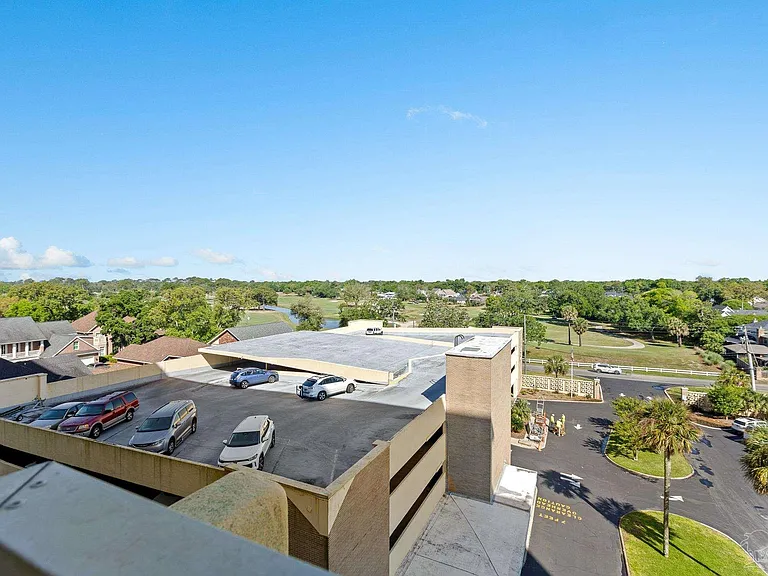 825 Bayshore Dr #605 — Photo 30