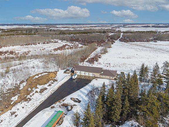 4th image of 56515 Range Rd #222