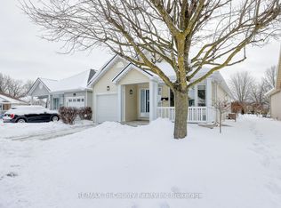 33 Wilkins Cres, Tillsonburg, ON N4G 5M6