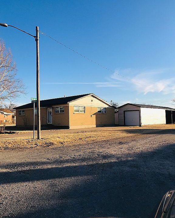 1st image of 600 S Vaughn Ave