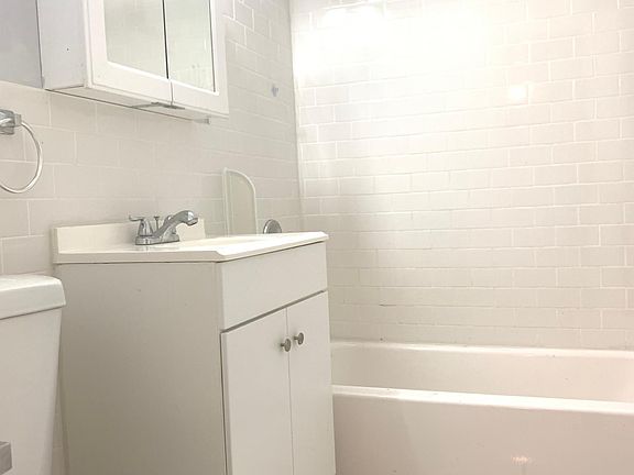 2nd image of 1100 Warburton Ave APT 2K