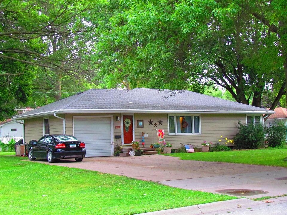 1st image of 1213 E Coolbaugh St