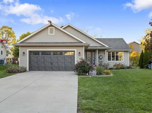 235 Prairie Grass Road, Oregon, WI 53575