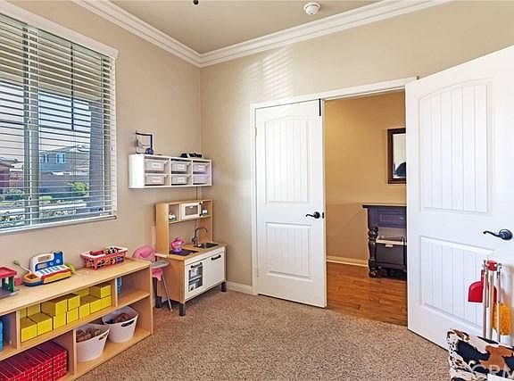 3rd image of 29351 Glenhurst Cir