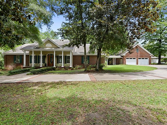 2nd image of 17802 Riverwalk Dr