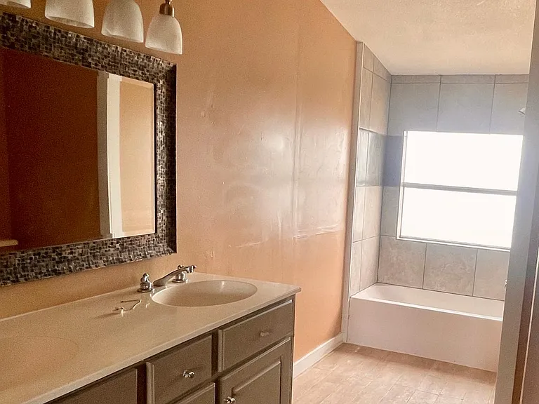 7274 N FM 148 — Photo 17