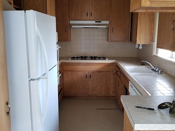 4th image of 1051 S Sherbourne Dr APT 4