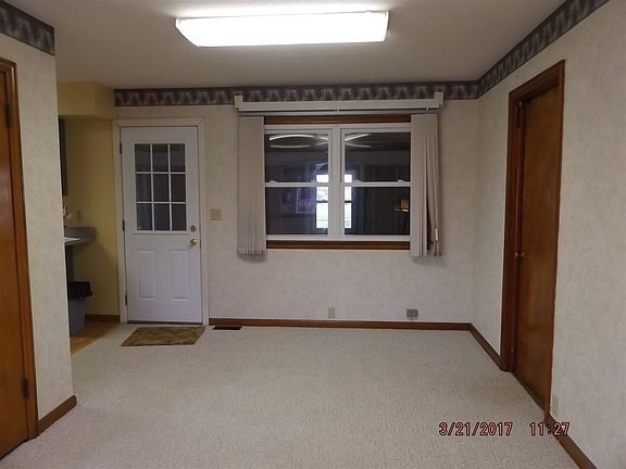 4th image of 324 Parkview Dr
