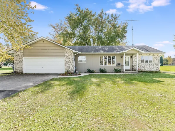 48W291 Keslinger Rd, Maple Park, IL 60151