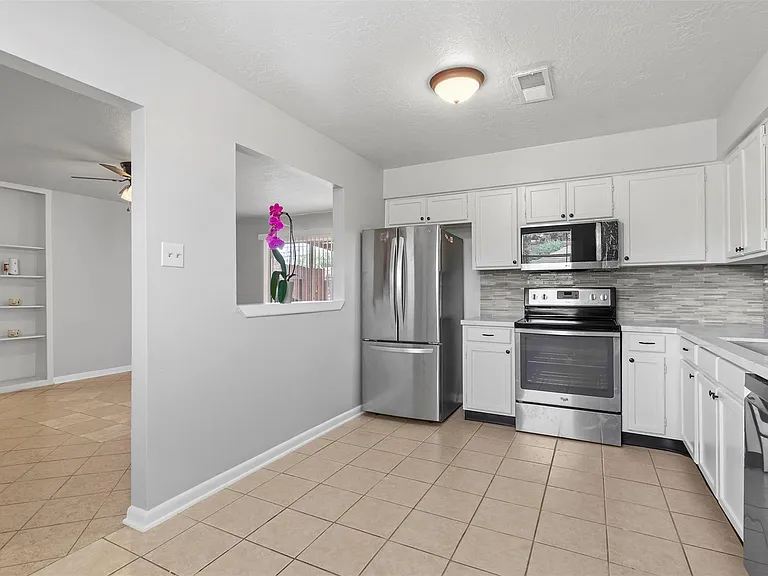 4215A Louetta Rd — Photo 9