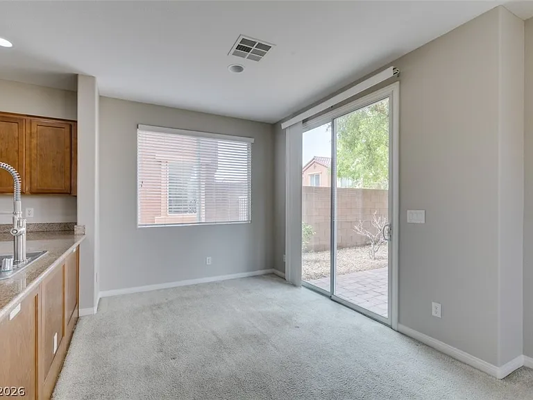 284 Trailing Putt Way — Photo 17