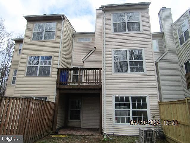 2nd image of 15616 Ensleigh Ln