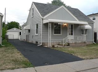(Undisclosed Address), Warren, MI 48089