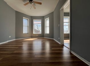 4904 W Congress Pkwy #2, Chicago, IL 60644