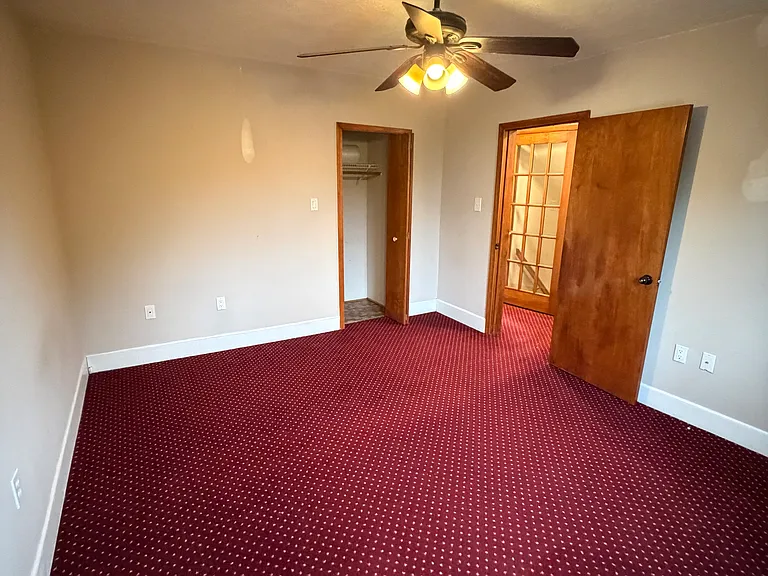 917 Taylor Ave — Photo 12