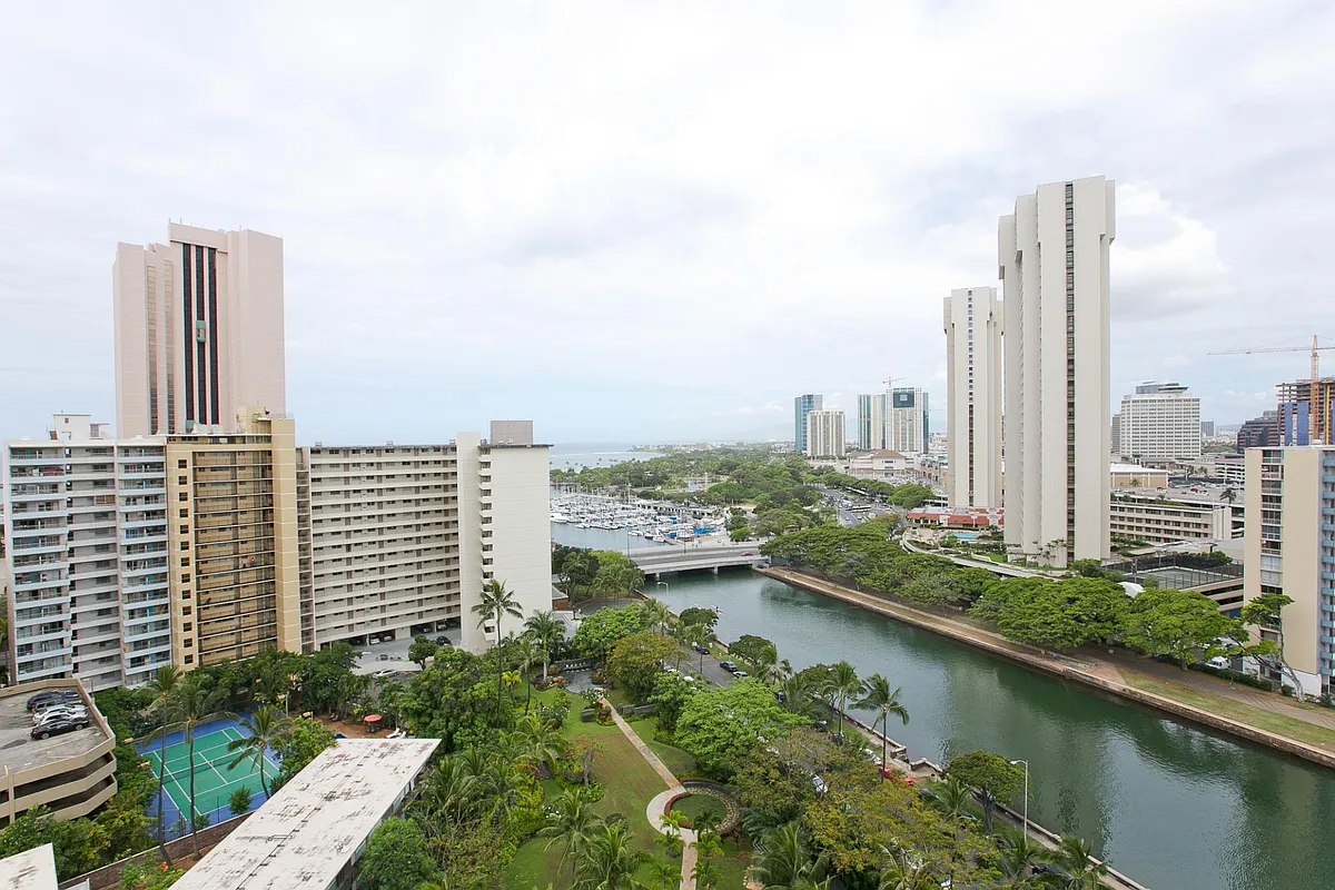 Building Photo - 1551 Ala Wai Blvd #1604
