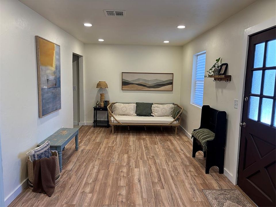 1st image of 4428 SE 38th St