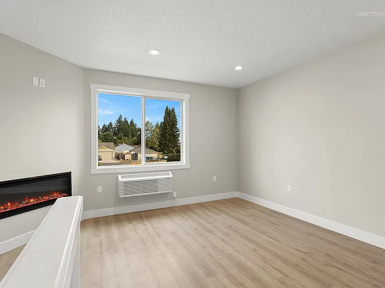 4237 Verda Ln NE — Photo 6