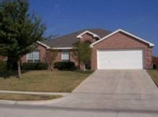 220 Elm Ln, Little Elm, TX 75068