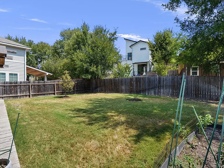 1309 Fort Branch Blvd — Photo 26