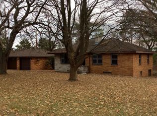 2910 Burnside Ave, Eagan, MN 55121