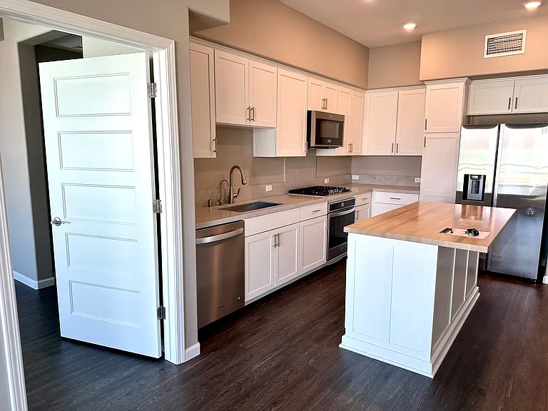 2981 Henry Miller Pl #6 — Photo 10