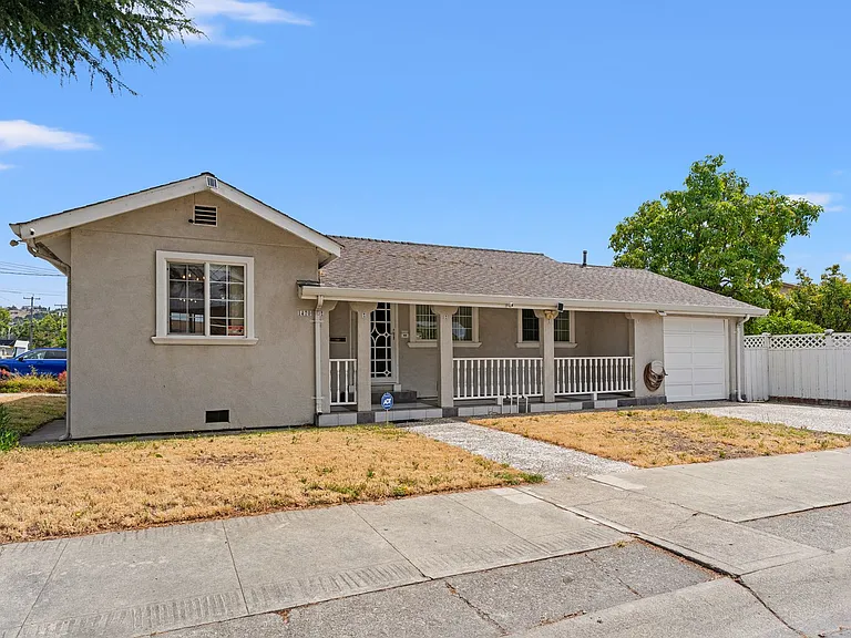 14700 Pansy St — Photo 1